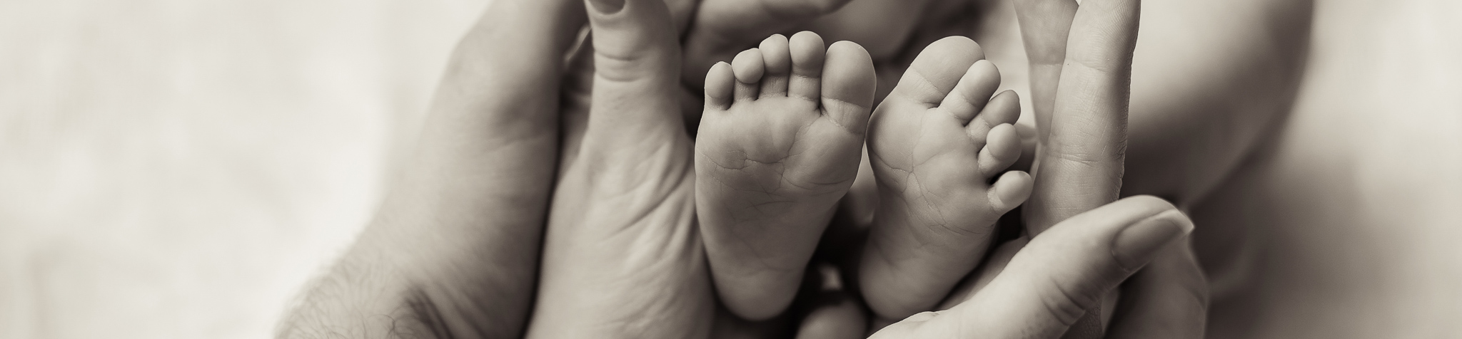 Geburt Füße eines Neugeborenen