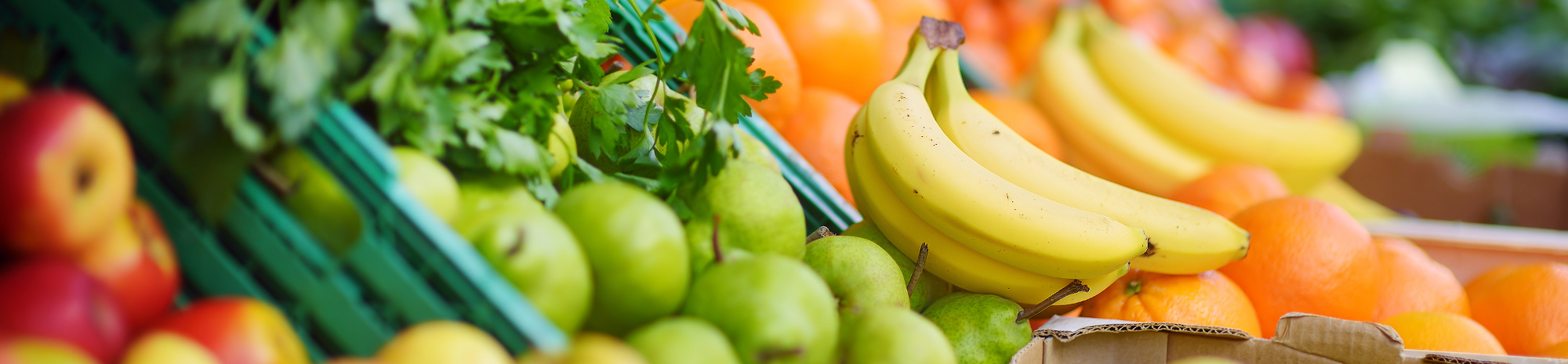 Obst und Gemüse einer Marktauslage