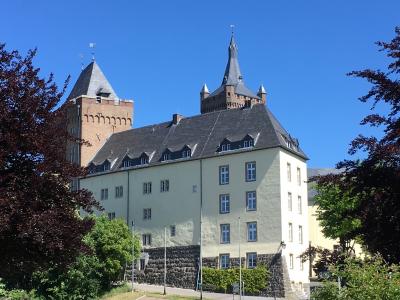 Die Schwanenburg mit Spiegelturm und Schwanenturm
